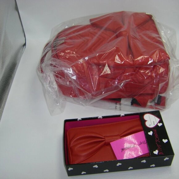 Betsey Johnson Large Bow Backpack & Large Bow Wallet Red 2 Piece Set - Picture 2 of 7